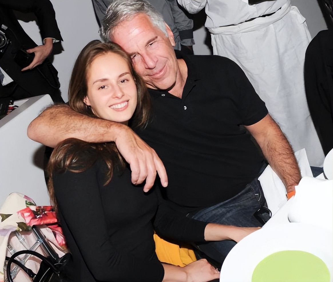 诱骗少女，权色交易，美国富豪20年铸造“处女岛”，打通政界人脉