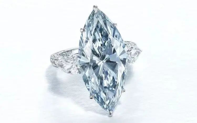 公开拍卖史上最大一颗蓝钻,228颗稀有蓝钻将拍卖