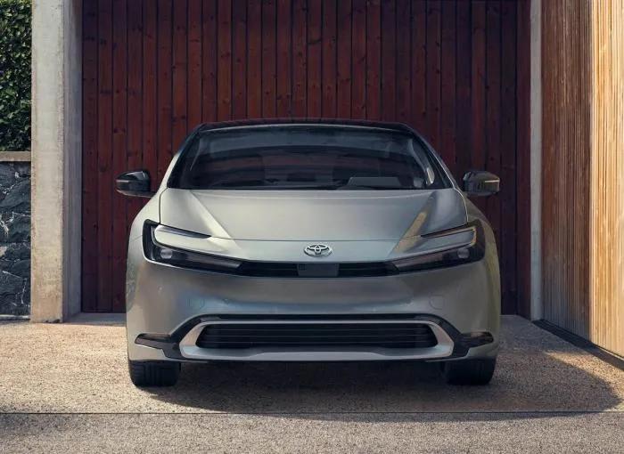 混合动力汽车普锐斯,丰田普锐斯是鼻祖