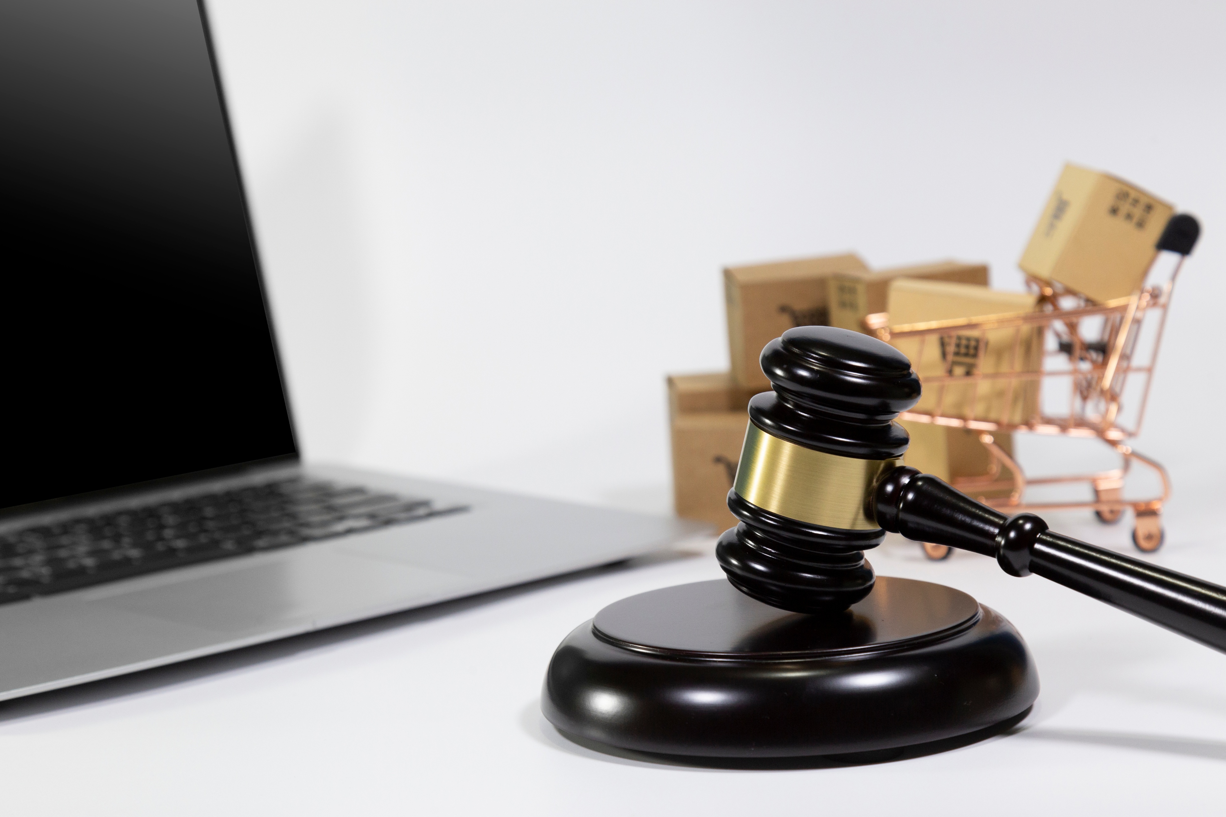 个人私下买卖可以假一赔三吗,买二手物品被诈骗