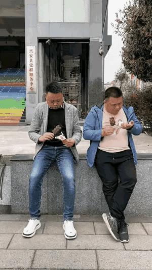 地铁时髦的上海阿姨,地铁上海阿姨