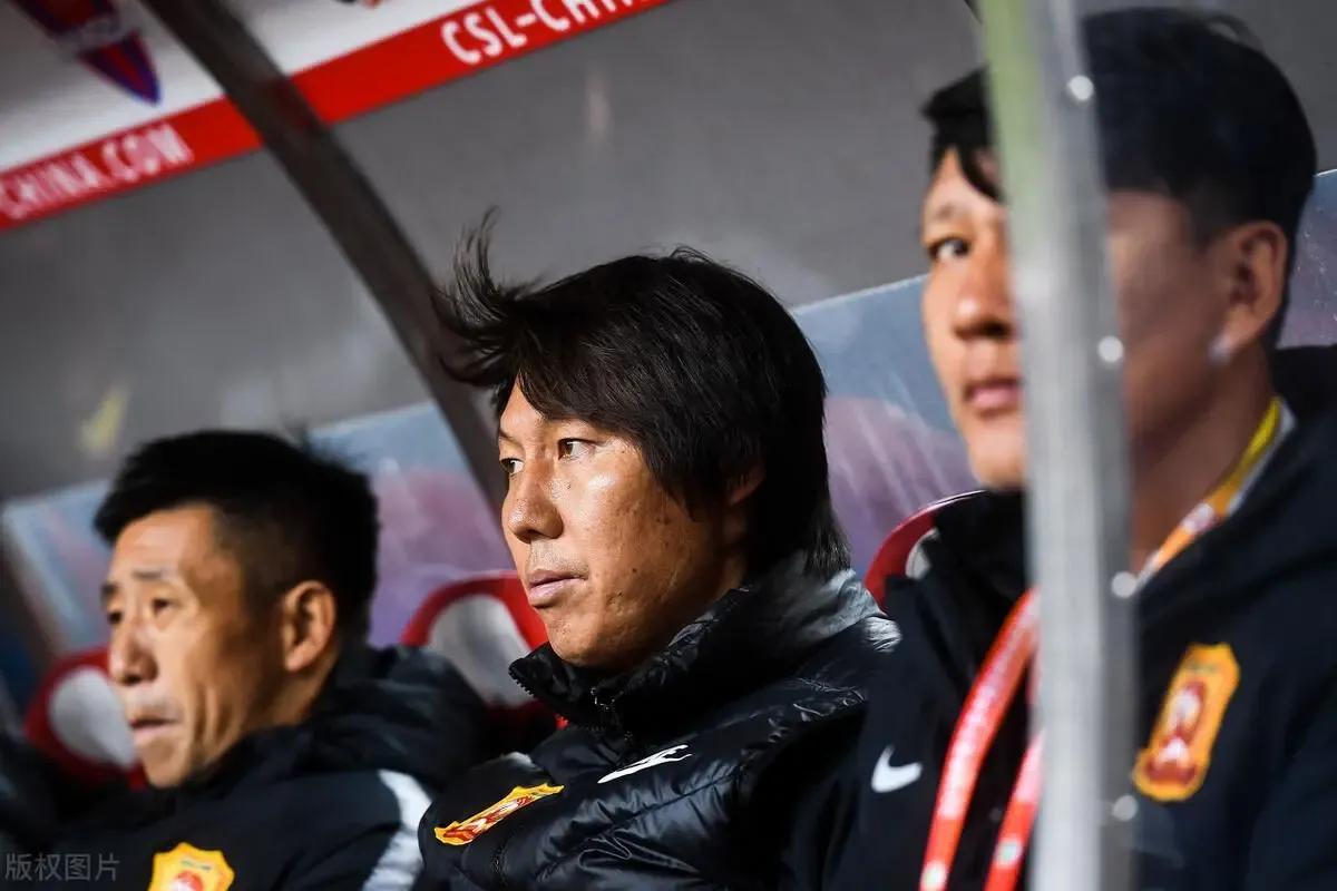 是“反黑先锋”还是无理取闹？武汉足球需要端正心态