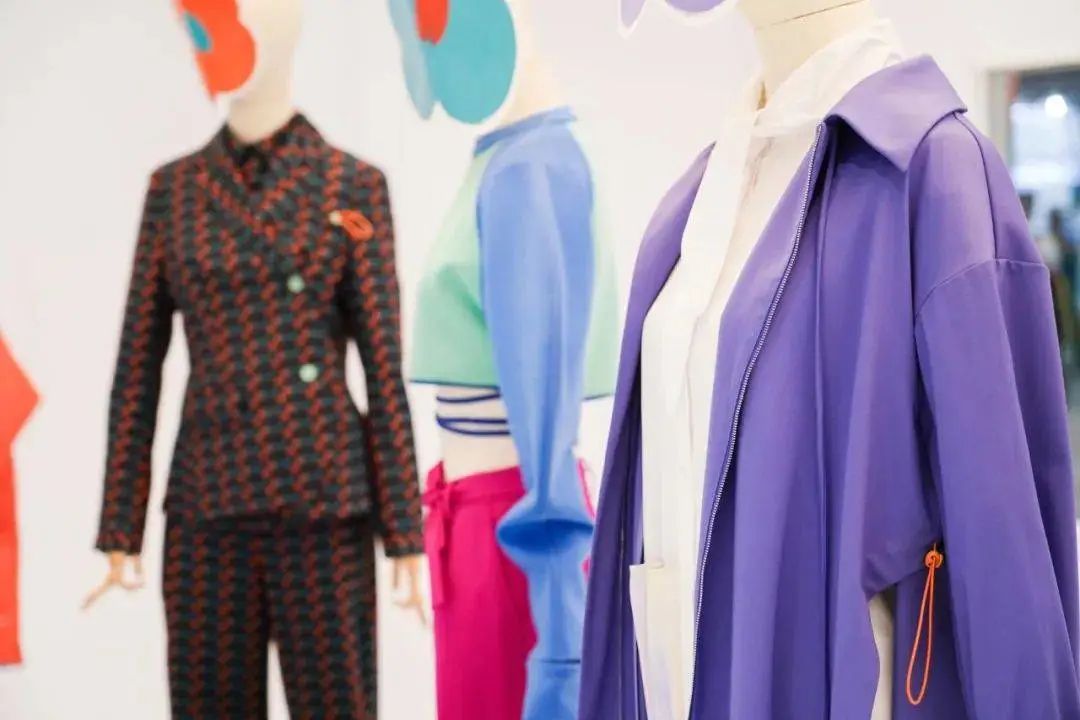 2023服装行业前景建议,2023年服装行业发展新趋势