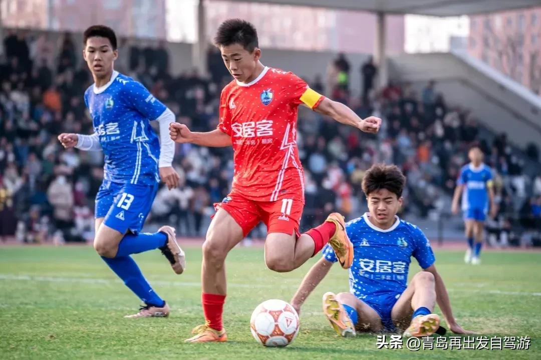 邝兆镭入选国家队,邝兆镭可以踢职业联赛了吗