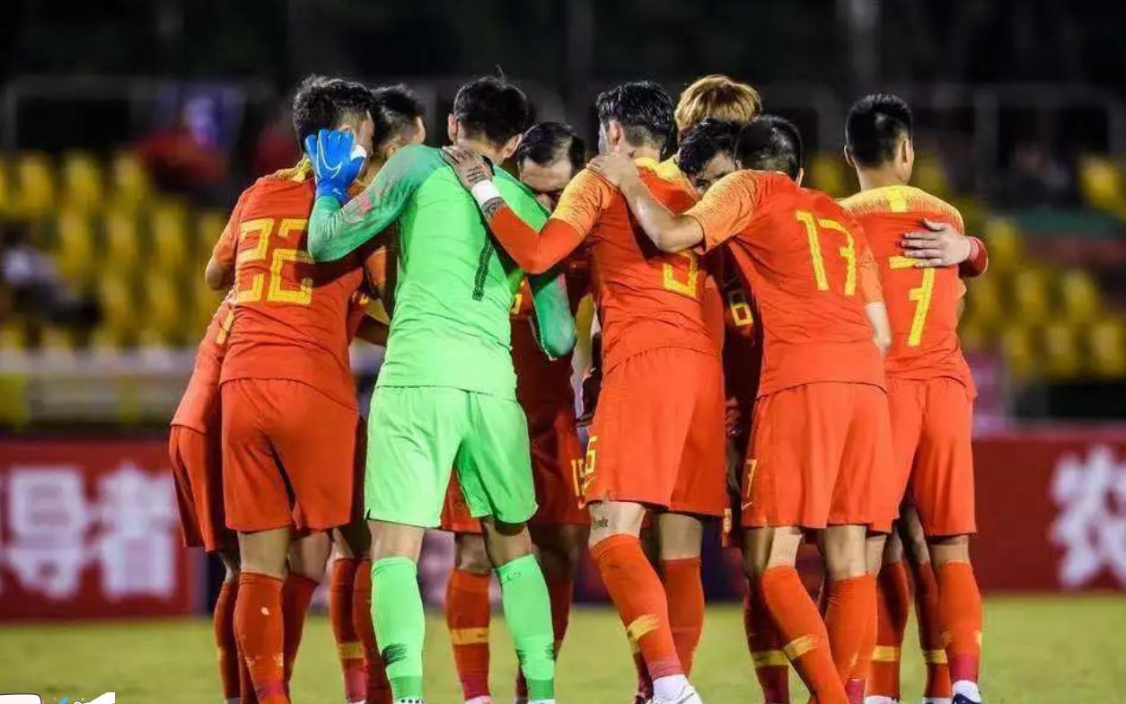 喝水哥被吐槽,喝水哥火遍全球