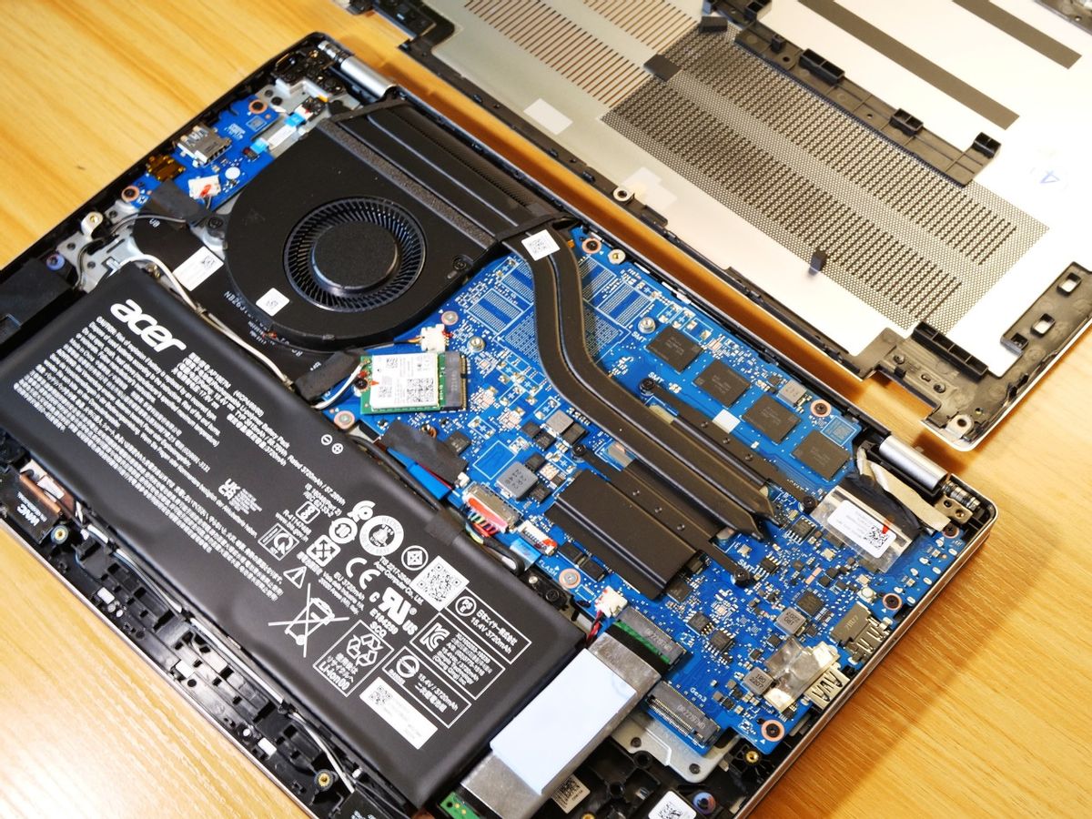 摸鱼不如兼职，入手轻薄本做生产力工具，网友：可以补贴家用