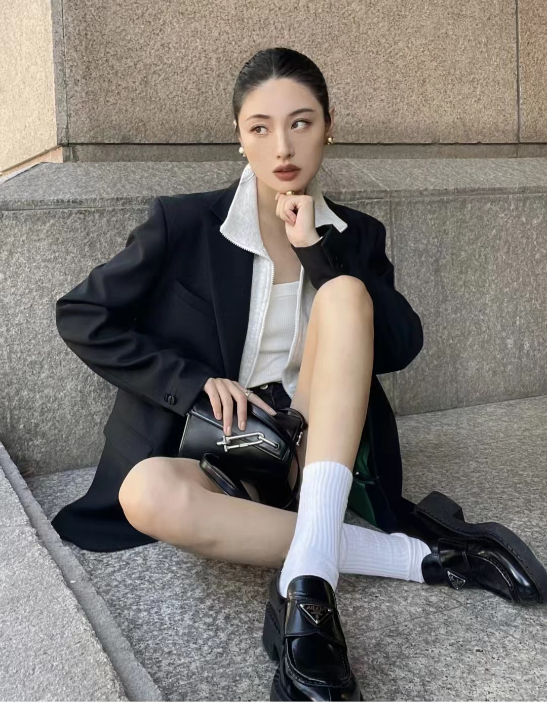 西装外套怎么搭配裙子好看气质,西装外套怎么搭配长裙子冬季