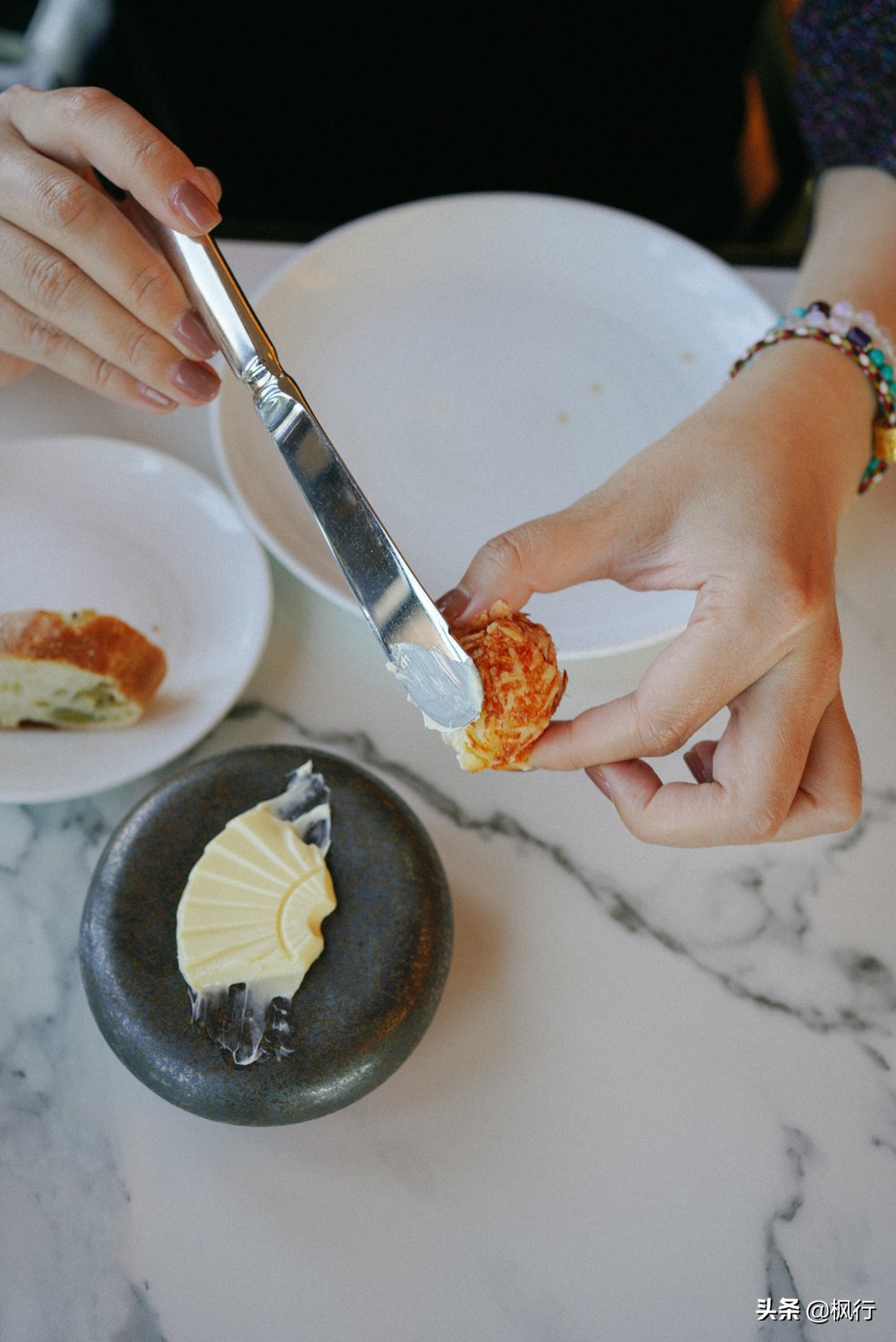 鏂囧崕涓滄柟閰掑簵娉曢,鏂囧崕涓滄柟閰掑簵鏃ュ紡椁愬巺