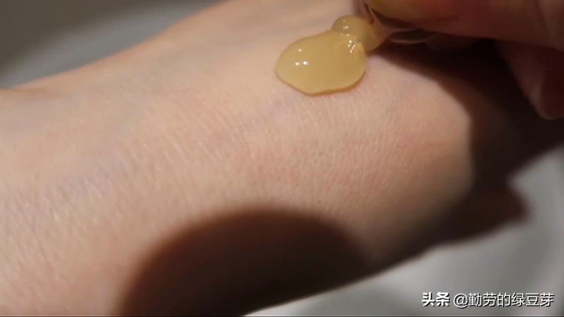 混油皮冬季用科颜氏哪个面霜,面霜保湿不油腻秋冬干皮推荐