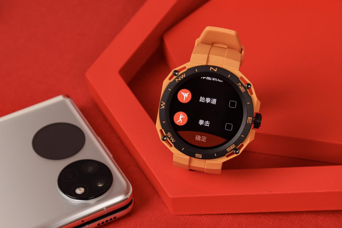 华为watchgtcyber怎么更换表带,华为watchgtcyber替换表带