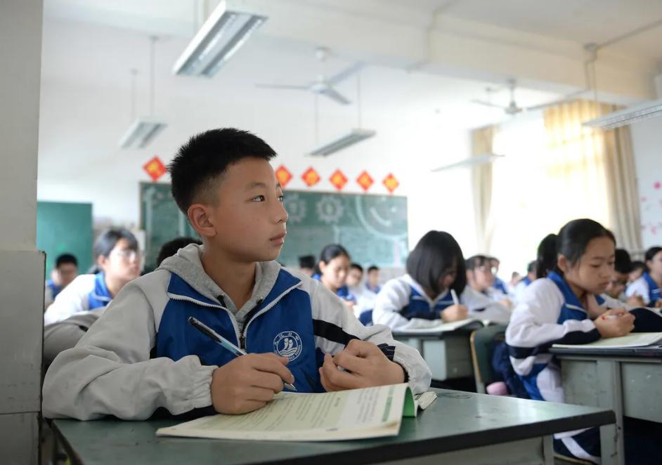 2022年的中考普职分流线是多少,中考普职分流分数线