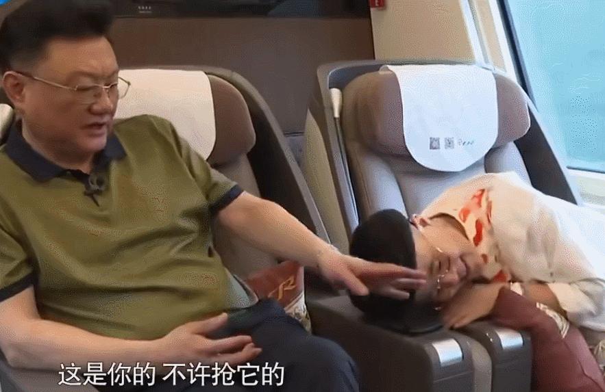 最恩爱的8对明星夫妻,两人在央视是出了名的模范夫妻