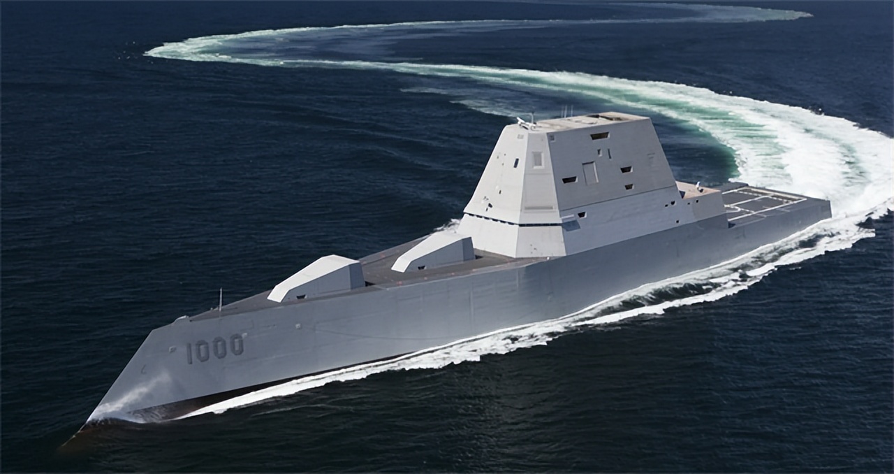 中国第2艘055万吨大驱已下水,003航母055大驱战力评价最新消息