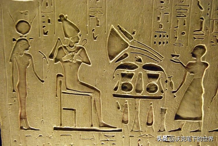 古埃及的文字是用什么工具刻上去,古埃及早期文字是什么文字