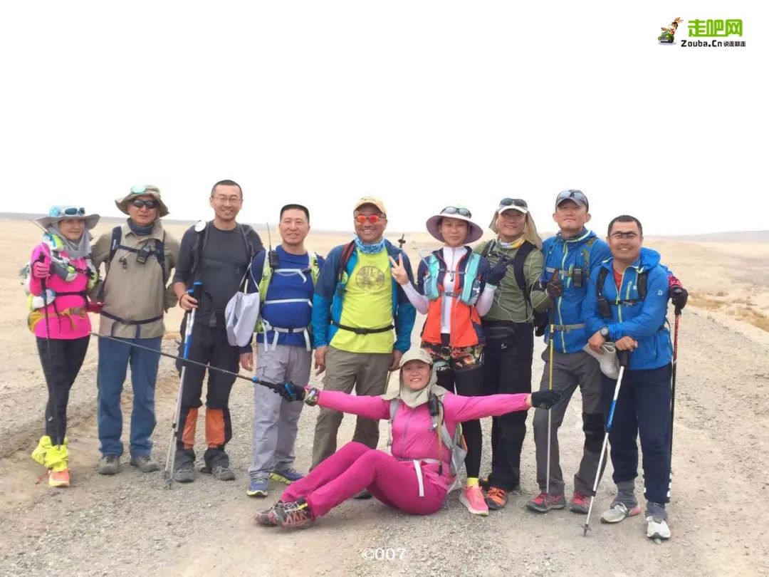 他16岁白手起家，立下十一个“亿”的目标，50岁已走过世界120国