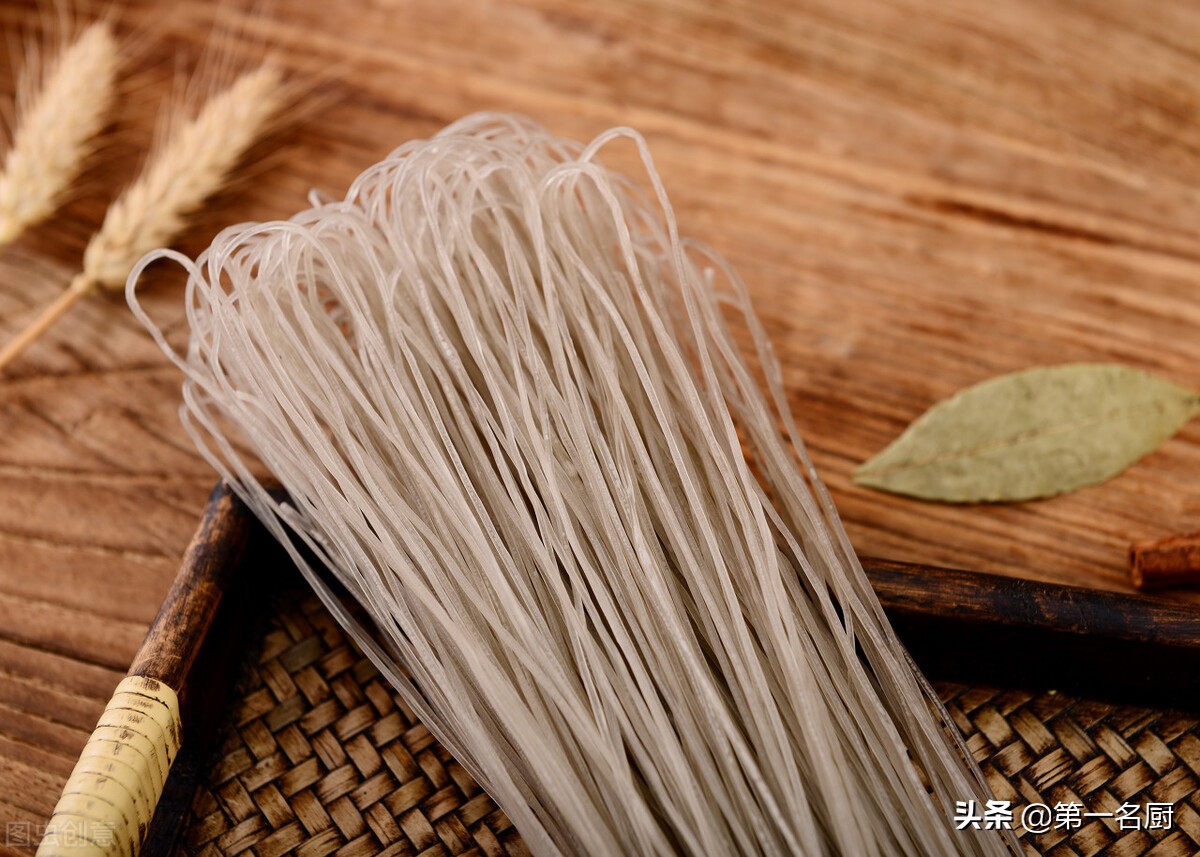 市场卖的红薯粉条真假怎样鉴别,怎样鉴别红薯粉条的真假