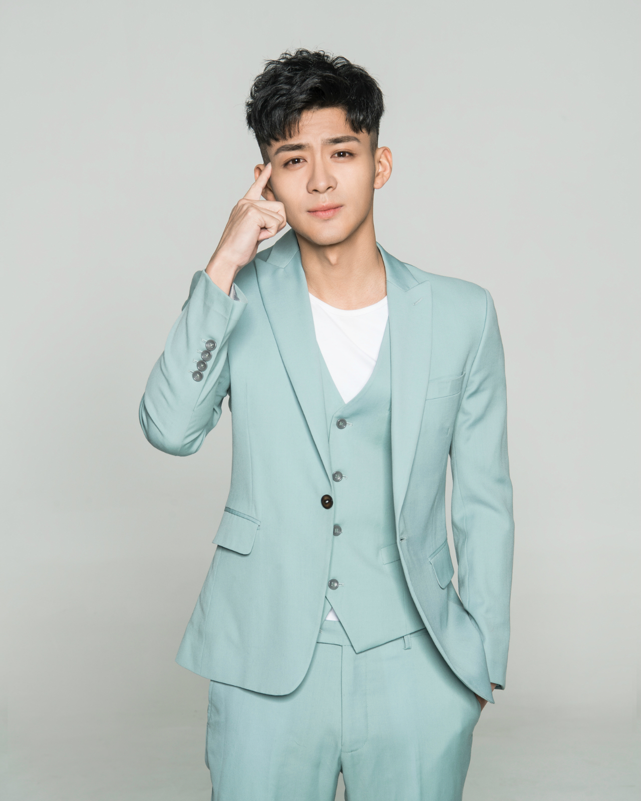 刘思博和奚望的妈,刘思博和妹妹奚望合影