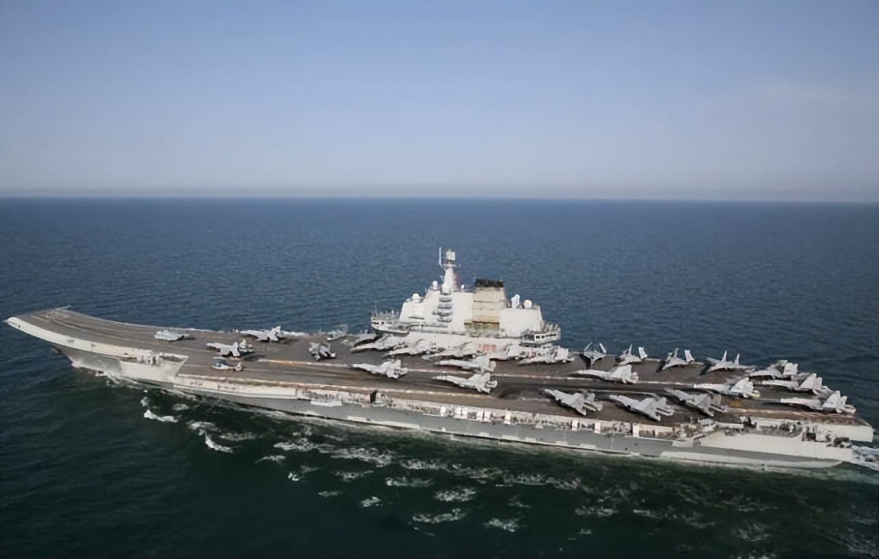 俄唯一航母大修期间为何两次起火,俄唯一航母起火已被扑灭