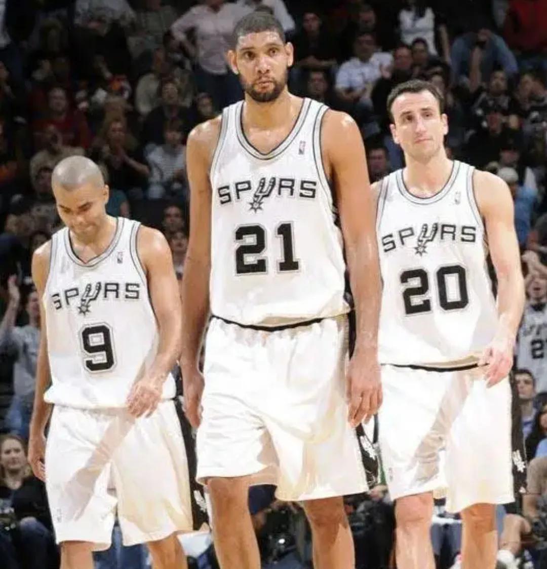 前锋排名前十名,前锋排名前十名篮球