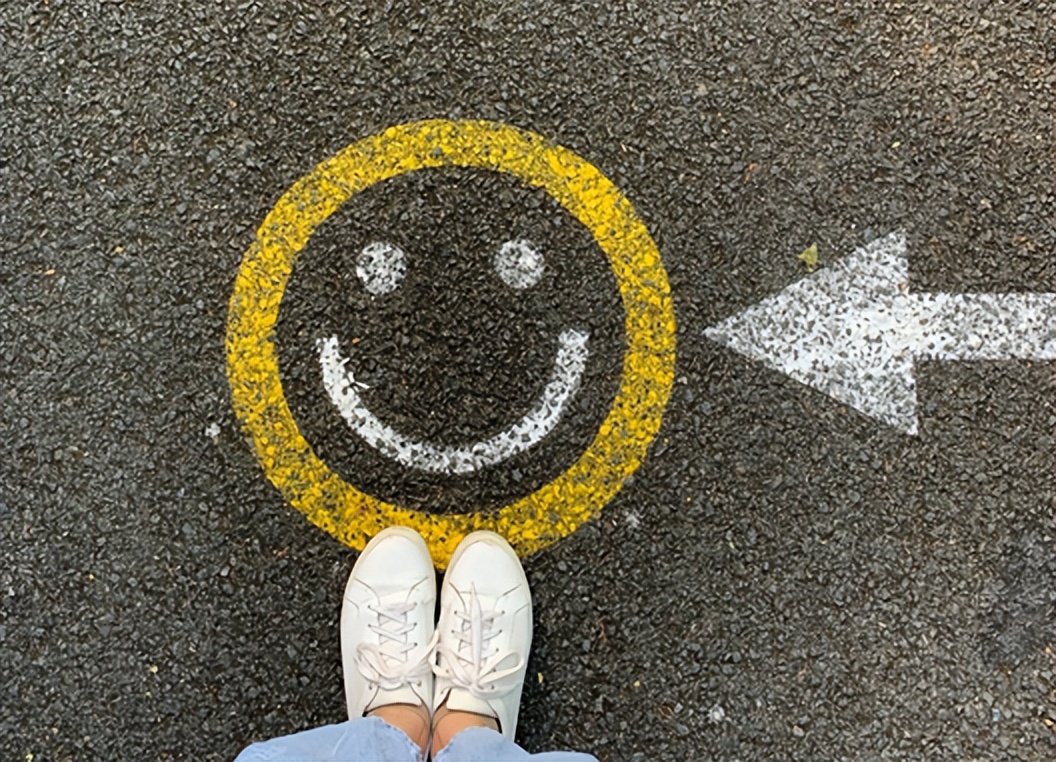 写简历的定律和技巧有哪些,简历制作及面试技巧怎么写