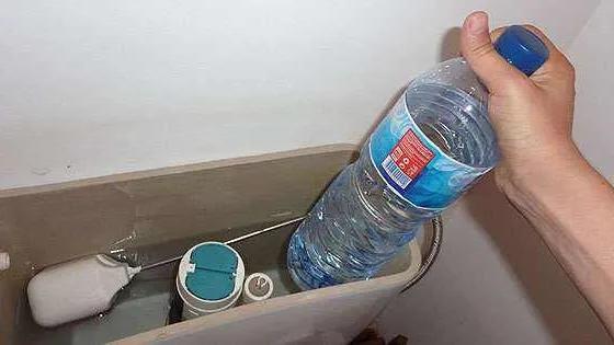 生活小窍门除马桶异味,生活小妙招马桶的污垢怎么清除