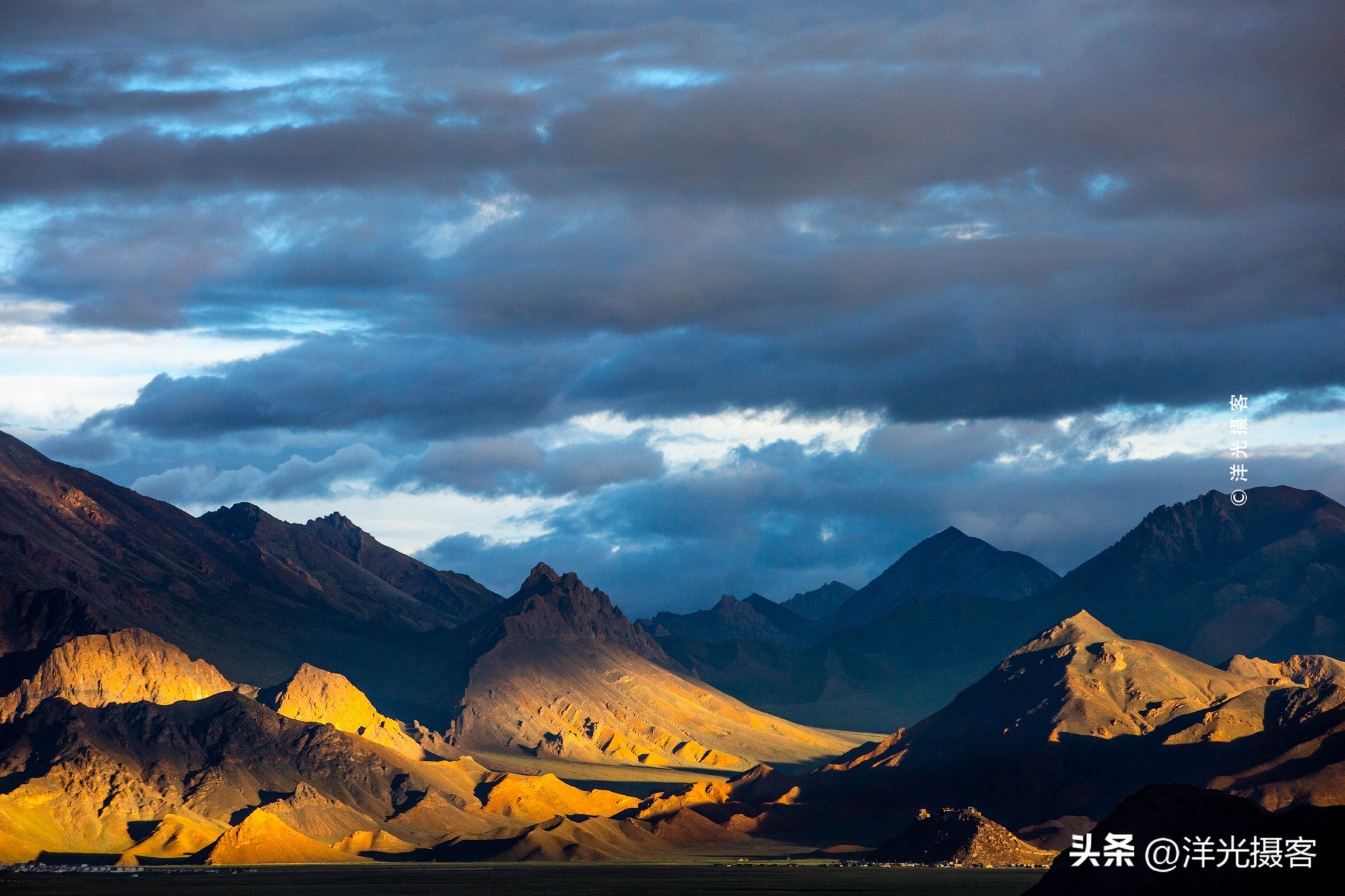阿里神山圣湖景区,西藏阿里神山圣湖的风景