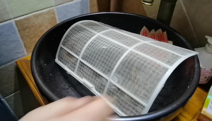 空调滤网有何作用？每个月都需要清理吗？今天终于弄明白了