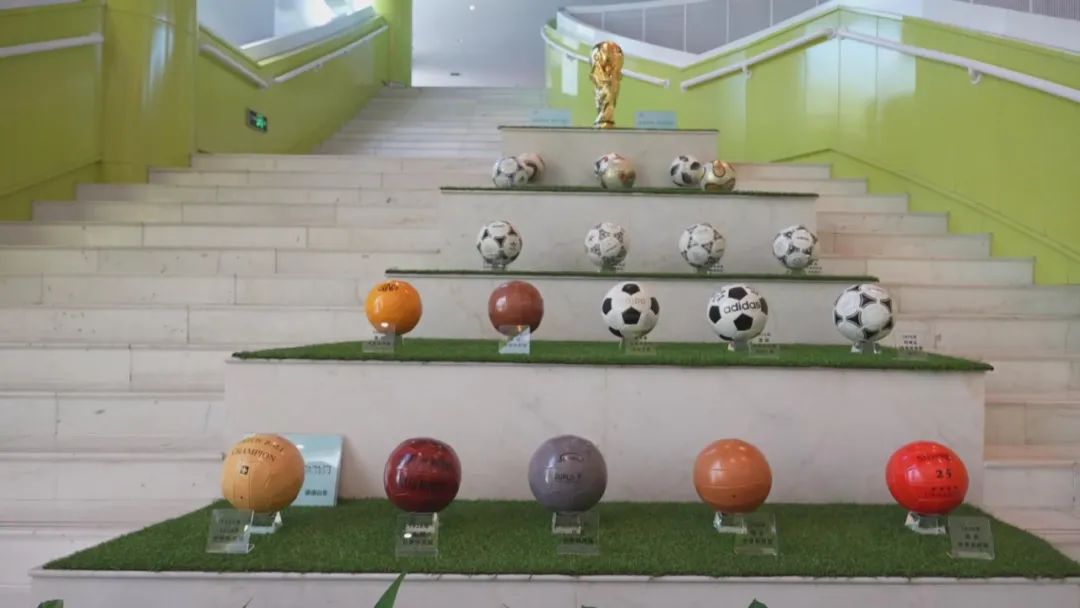 与你彤行芭蕾舞,与你彤行