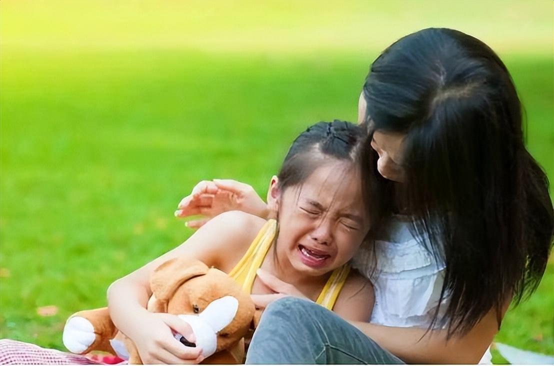 孩子爱哭发脾气怎么教育,孩子爱哭暴躁胆小怎么办