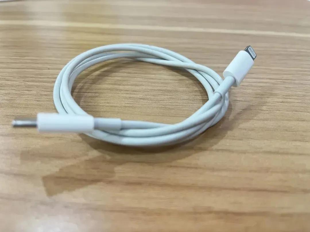 手机超级充电变成慢充了怎么办,刚换的手机电池充电慢什么原因