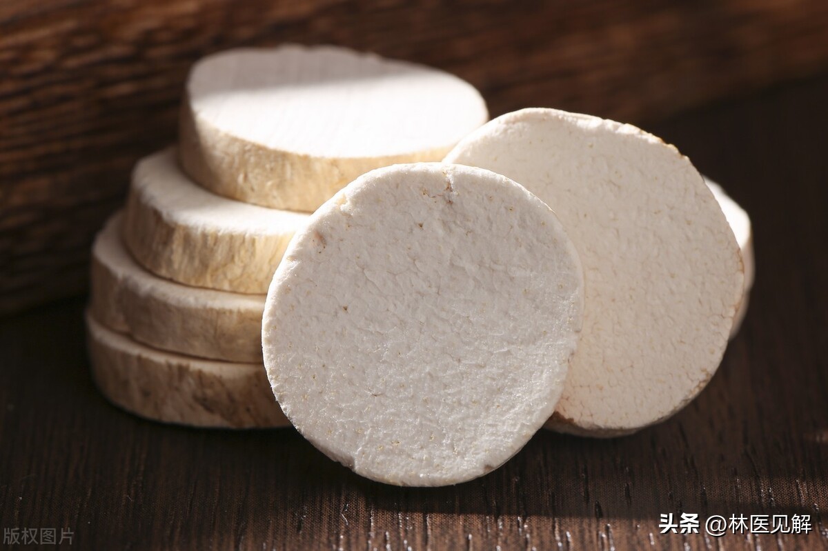 湿热下注肾气不足吃知柏地黄丸,知柏地黄丸配什么治湿热下注