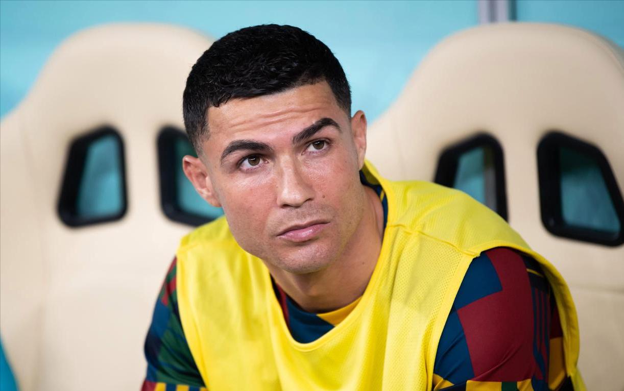 c罗刚加盟沙特三场七球,c罗目前职业生涯已打进882球