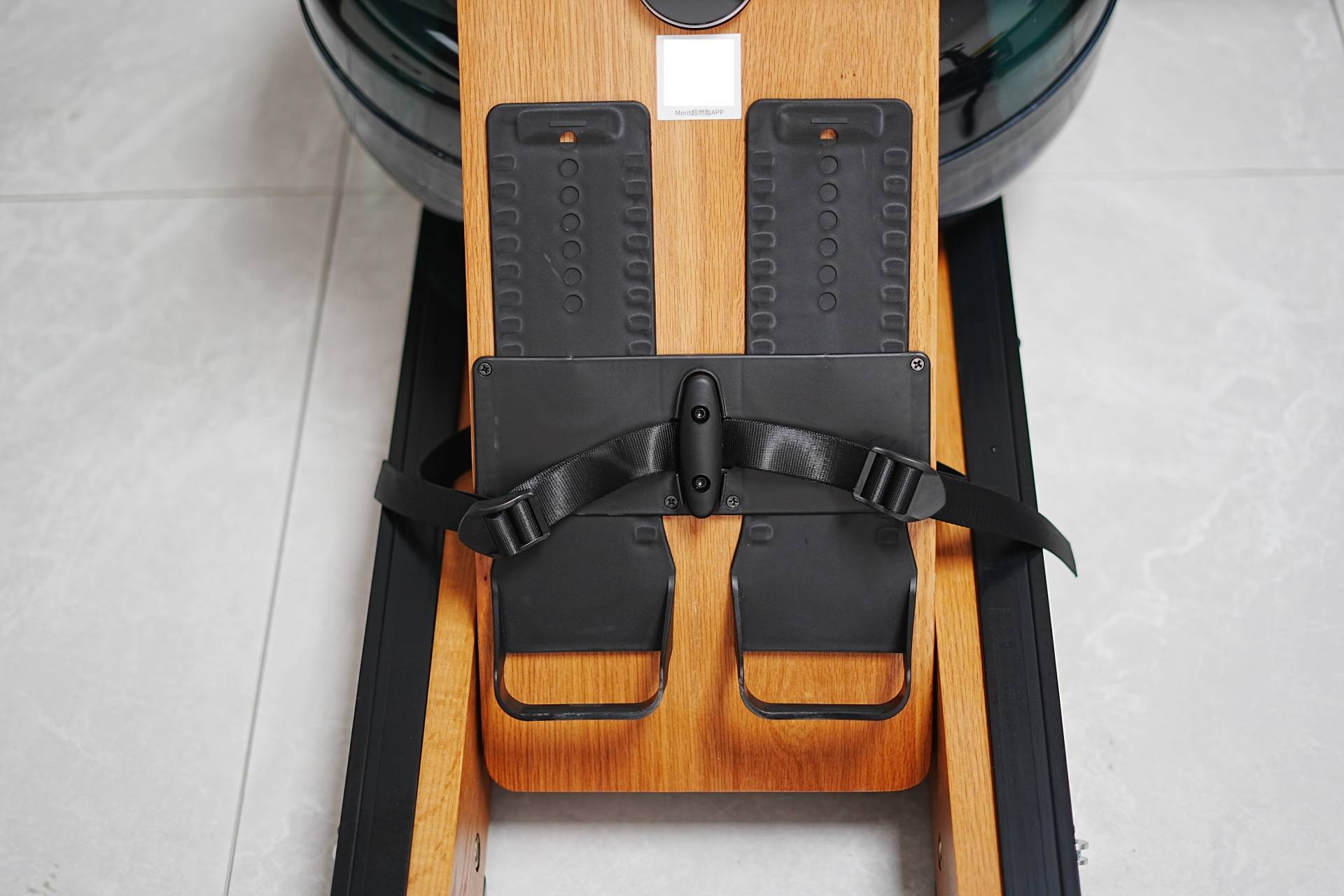 划船机和单车哪个减脂效果好,用划船机减脂一般要拉到多少