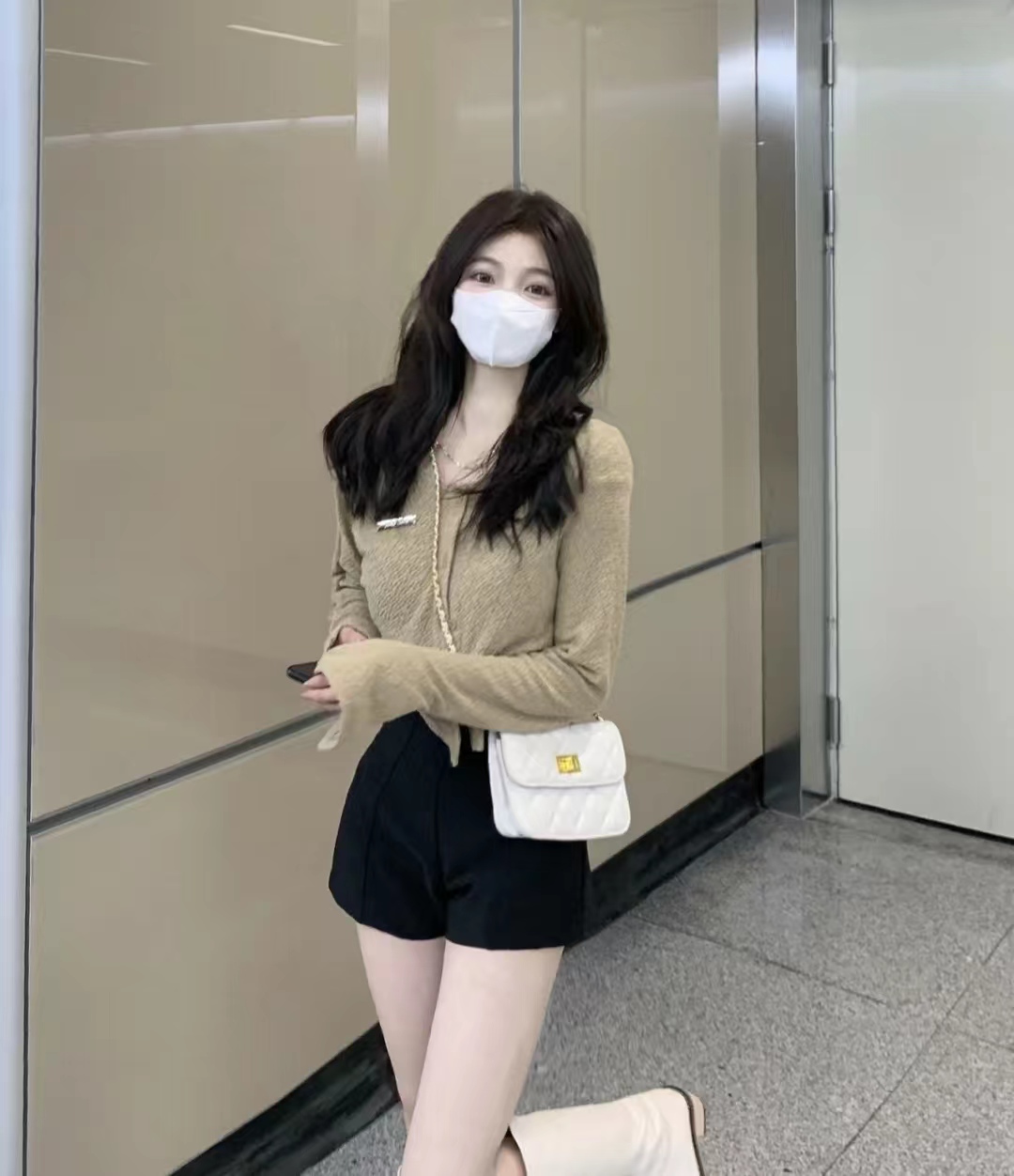 卫衣搭配什么外套裤子更好看呢,卫衣搭配什么衣服好看又实用