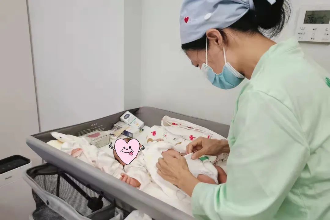 揭秘！肚子里的宝宝竟然是这样的