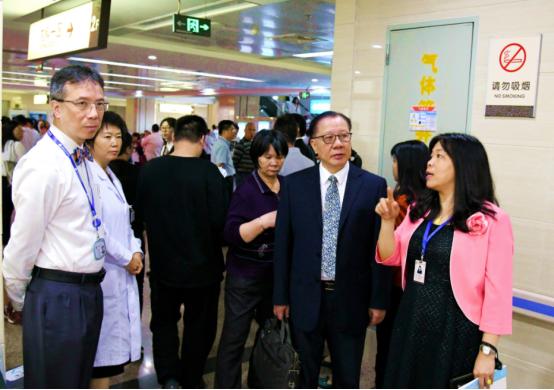 香港卖淫现象严重，油麻地成重灾区，内地女子冒充游客加入卖淫！