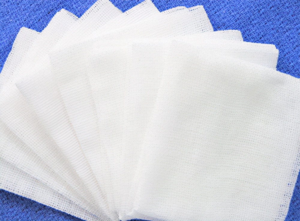 猫的脚受伤了怎么办,猫打架脚受伤