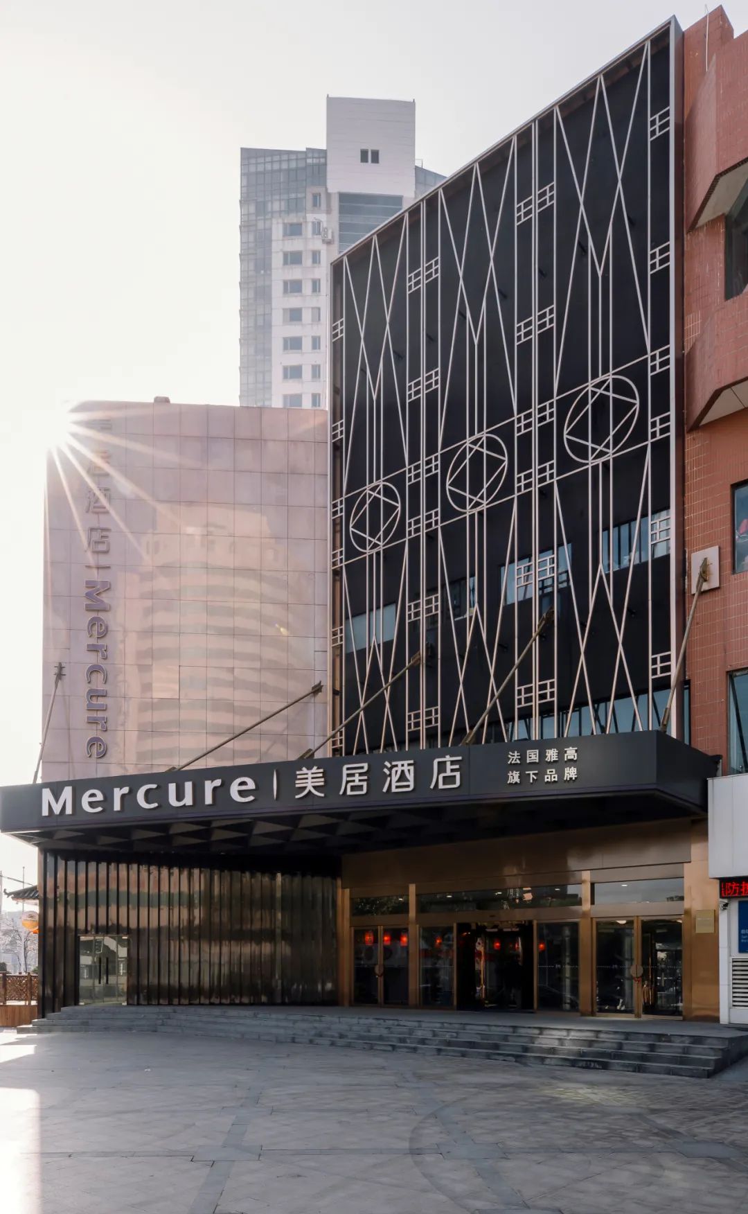 丽枫酒店智能客控系统,智能酒店客控翻新最佳方案