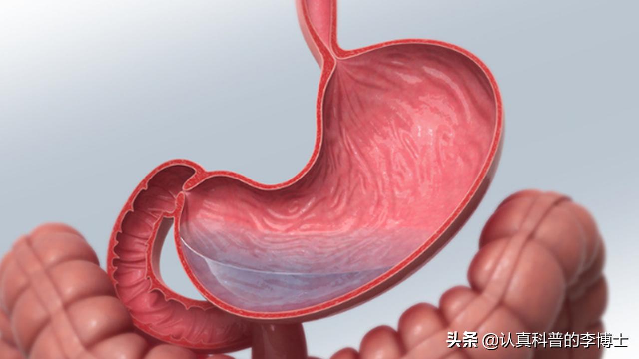 50岁左右饮多少水更为健康,50岁后想防病切记这5种水喝不得