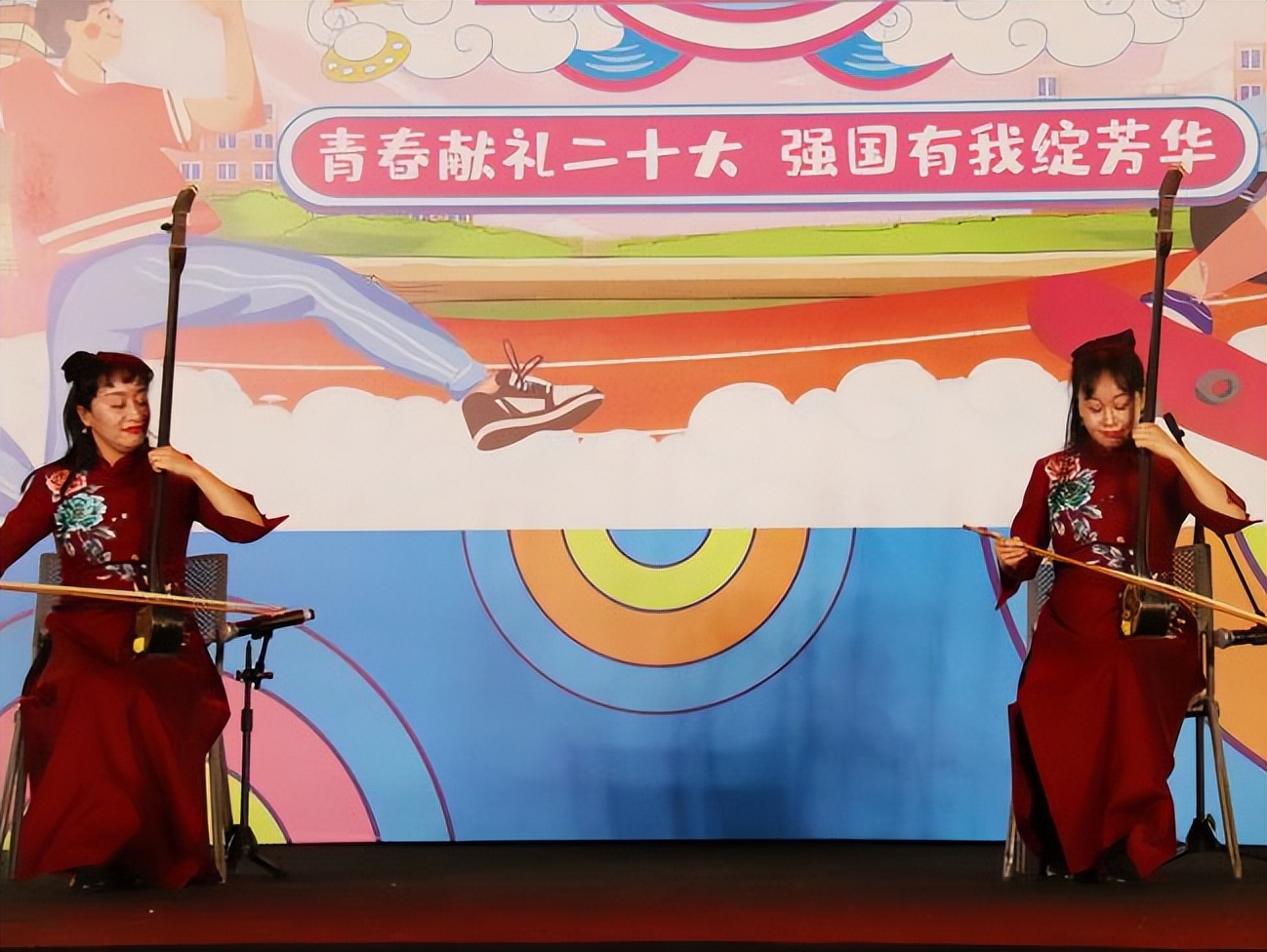 武汉软件工程职业学院在校学生,武汉软件工程职业学院春夏秋冬