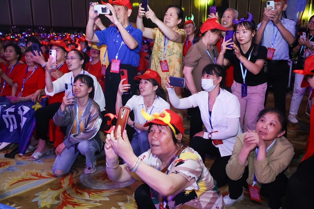 永不褪色的青春朗诵,永不褪色的青春节目