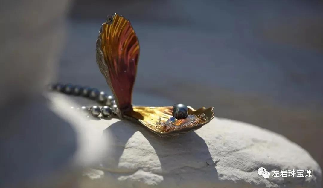 大溪地极强光珍珠鉴赏,优化过的大溪地黑珍珠