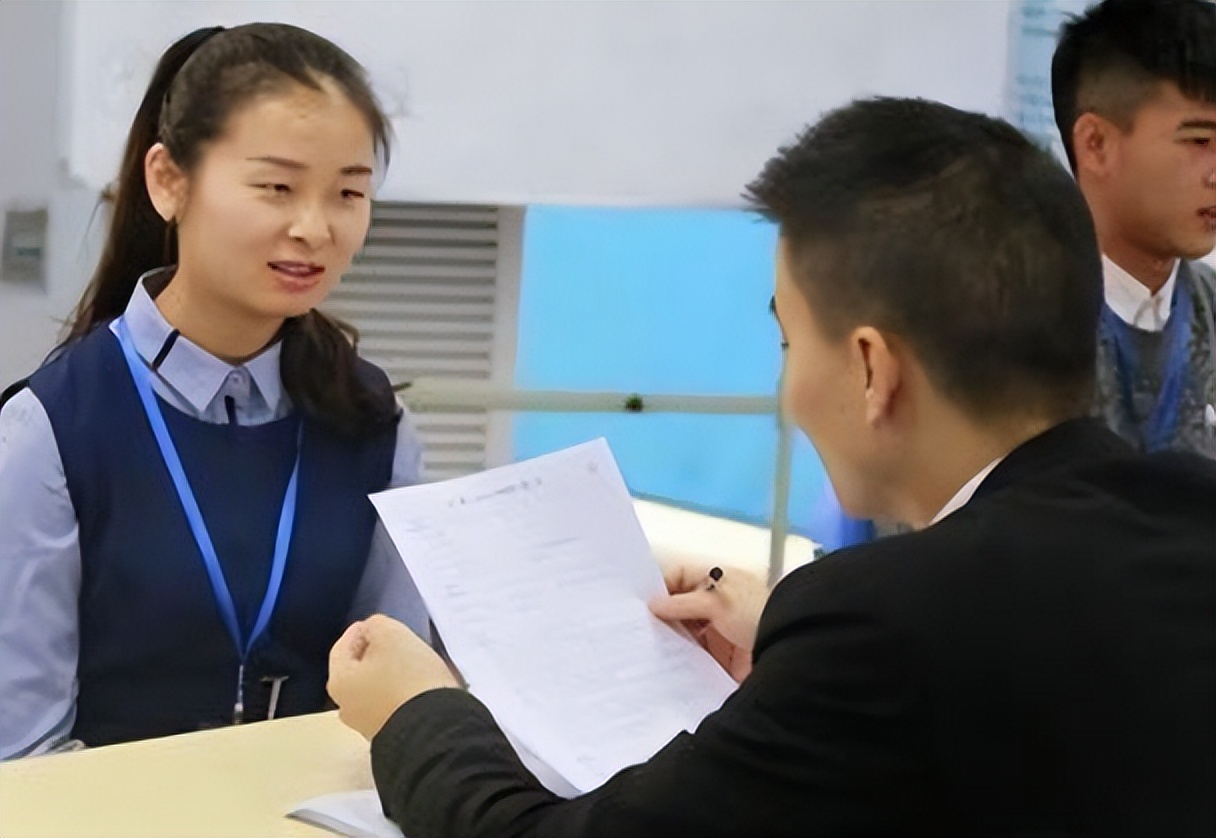 应届毕业生投了很多简历没回复,国企一般招聘大学生简历重要吗