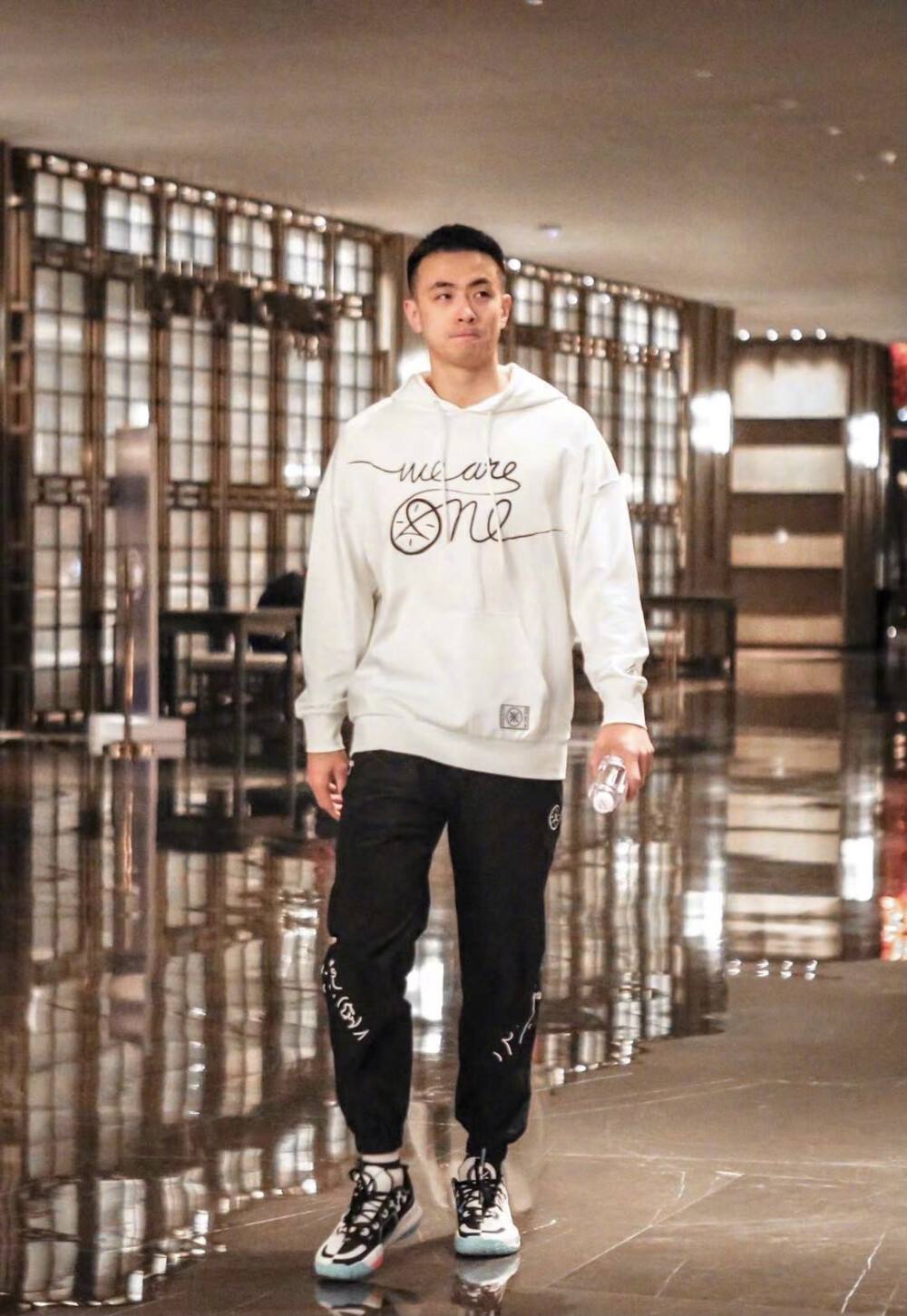 cba姚明首回应周琦归属引争议,姚明和郭艾伦最新消息