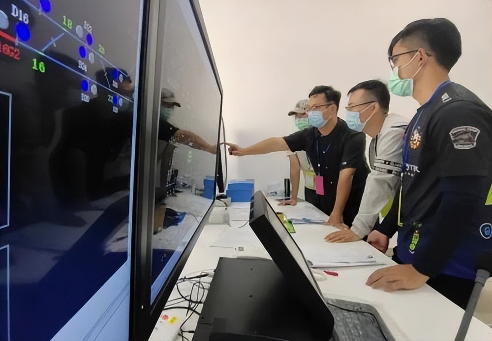 铁路局薪资待遇,铁路局招聘大专生工资待遇怎么样