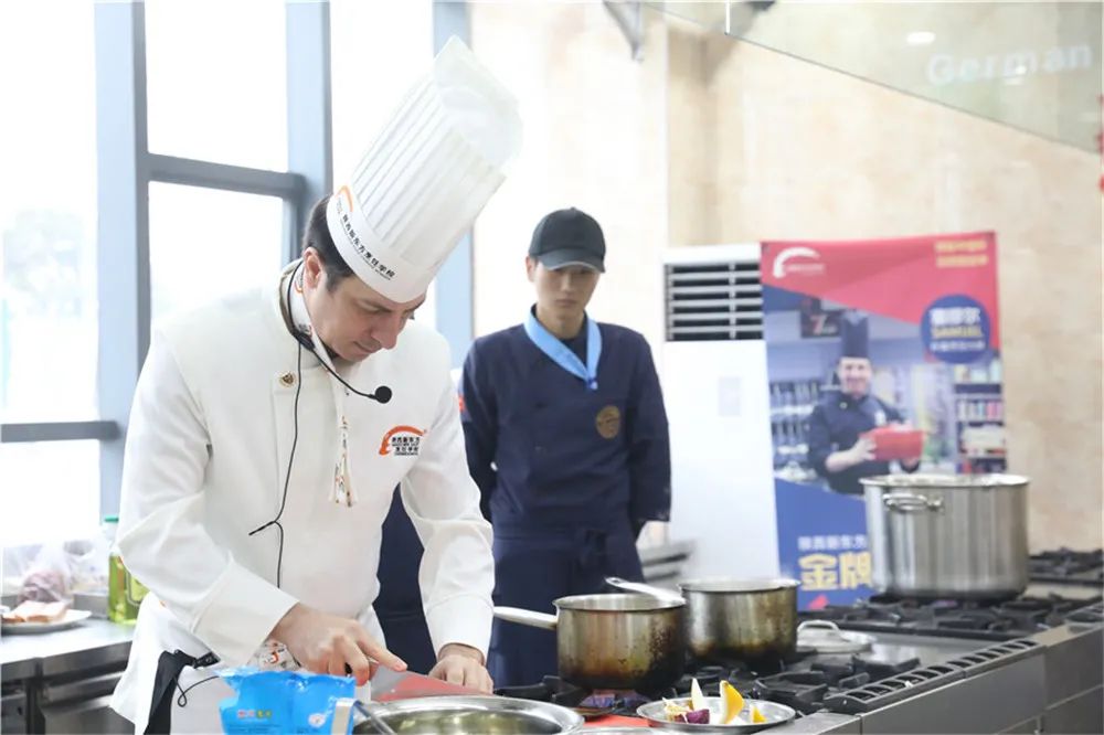 学西餐有前途吗,女孩学西餐有前途吗