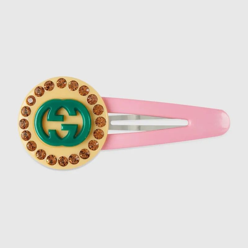 顶流卖丑大翻车！11万的透视裤、露奶衫，25万的飞机包，狗都不买