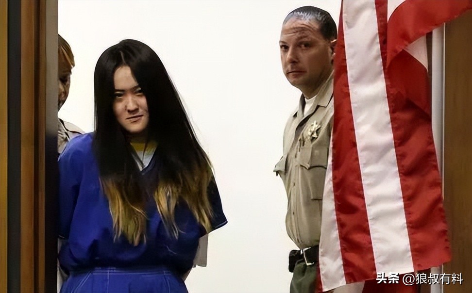 她拿烟头烫同学，逼吃头发，法庭上：快点判，我下个月过生日呢