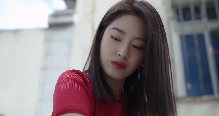 楣呭鏂板墽,楣呭骞村害鐖嗗墽