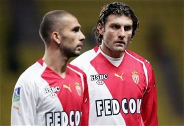 锋线杀手谁是凶手,维埃里巨星